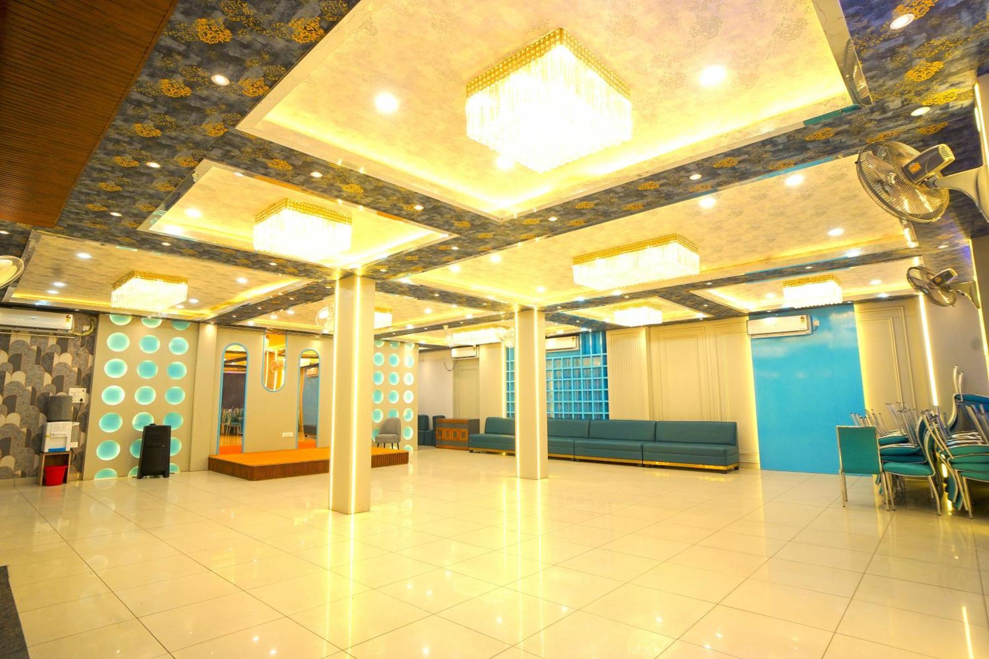 Hotel Rama Gorakhpur Exteriör bild